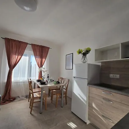 Apartment Barje Ii, Bright&sunny, Private Parking *