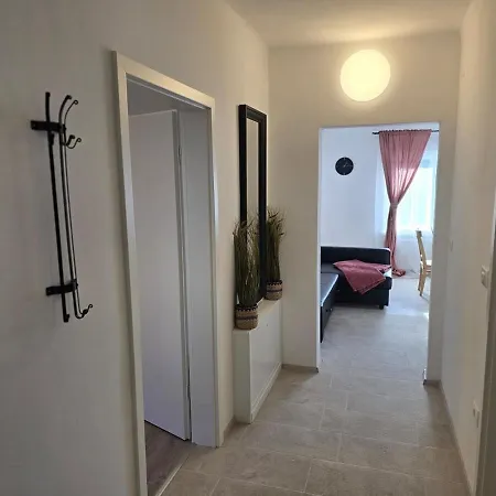 Appartement Barje Ii, Bright&sunny, Private Parking Ljubljana