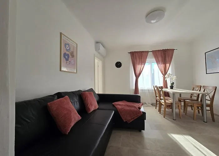 Barje Ii, Bright&sunny, Private Parking * לובליאנה