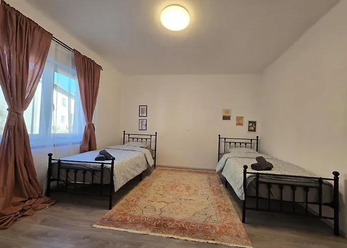 Barje Ii, Bright&sunny, Private Parking דירה